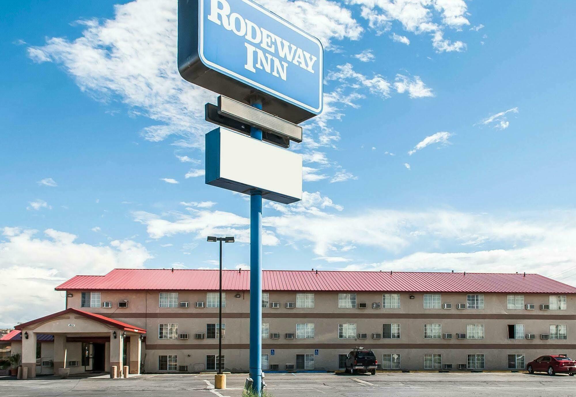 Rodeway Inn Farmington Exteriör bild